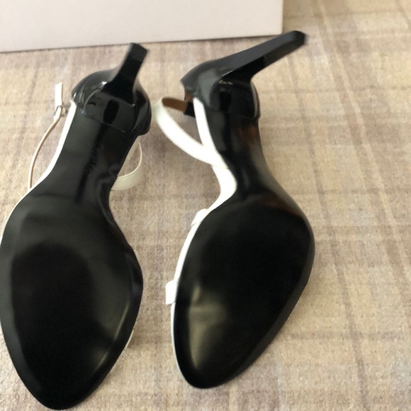 Calvin Klein strappy heels NWT - Picture 5 of 9